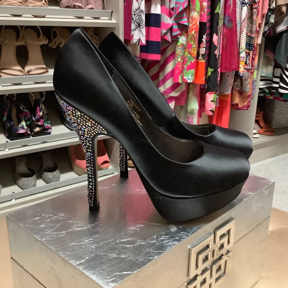 Steve Madden Black Satin Wedge Pumps